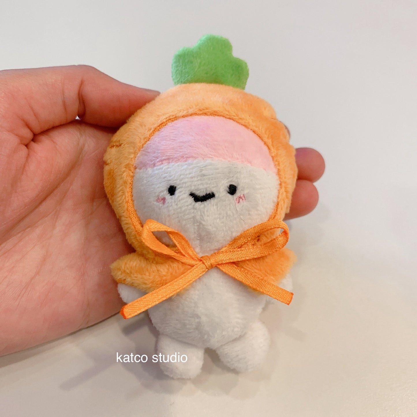 8cm bongbongie plush keychain